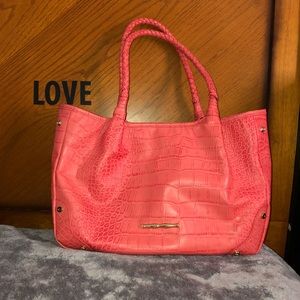 Elaine Turner salmon pink handbag